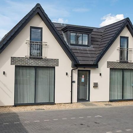 Rosey Lodge -1Bedroom Cousy Flat - Parking, Netflix, Wifi - Close To Blenheim Palace & Oxford - F5 Kidlington Zewnętrze zdjęcie
